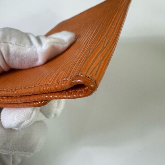 Louis Vuitton Orange Epi Leather 6 Key Holder Case Wallet - Picture 6 of 16